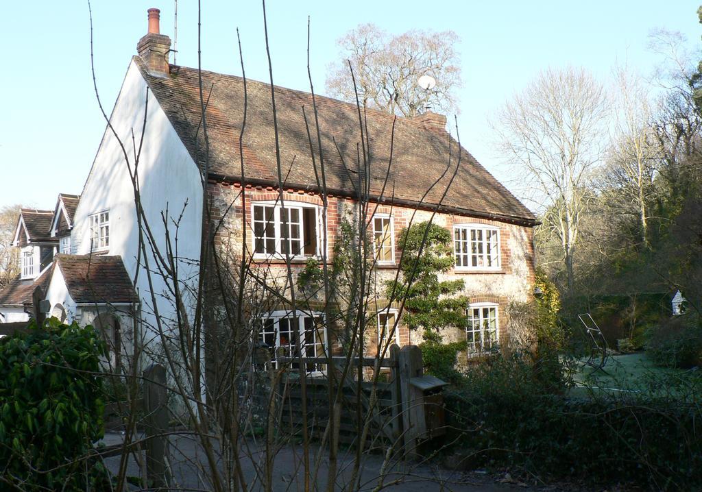 ميد هيرست Bridge Cottage المظهر الخارجي الصورة